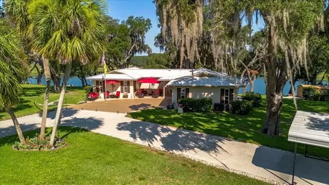 10522 SE 146th Terrace Rd, Ocklawaha, FL 32179
