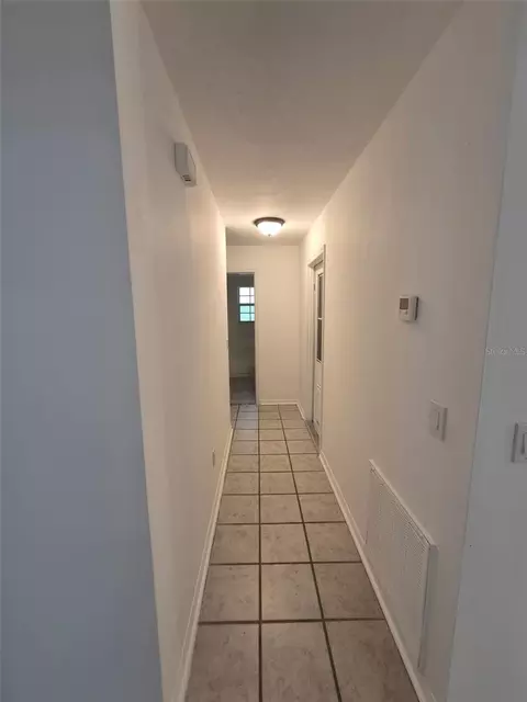 Entry Way - 9 Teak Way Dr, Ocala, FL 34472 photo 3 of 4