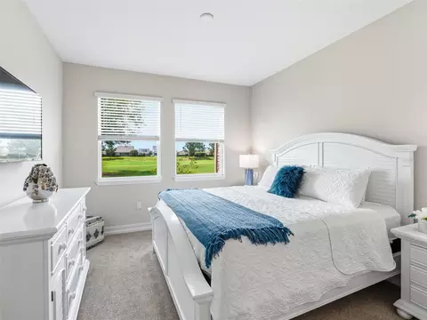Bedroom - 5329 NW 34th St, Ocala, FL 34482 photo 1 of 5