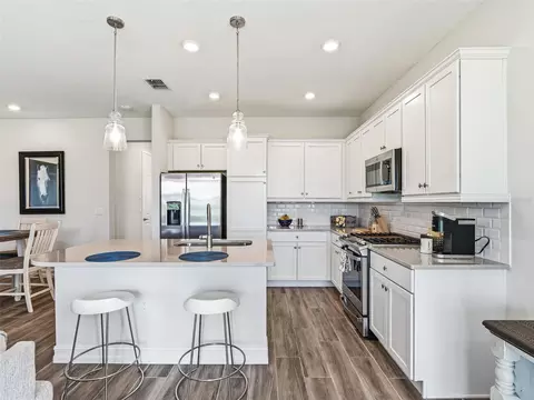 Kitchen - 5329 NW 34th St, Ocala, FL 34482 photo 7 of 7