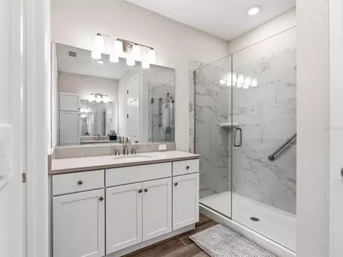 Bath - 5329 NW 34th St, Ocala, FL 34482 photo 1 of 3