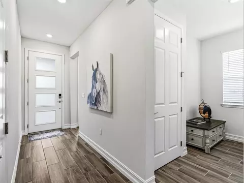 Entry Way - 5329 NW 34th St, Ocala, FL 34482 photo 1 of 2