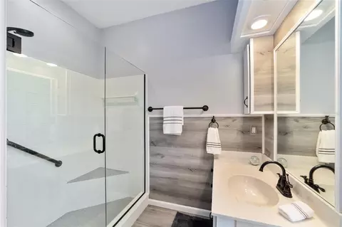 Bath - 6577 SW 111th Loop, Ocala, FL 34476 photo 3 of 4