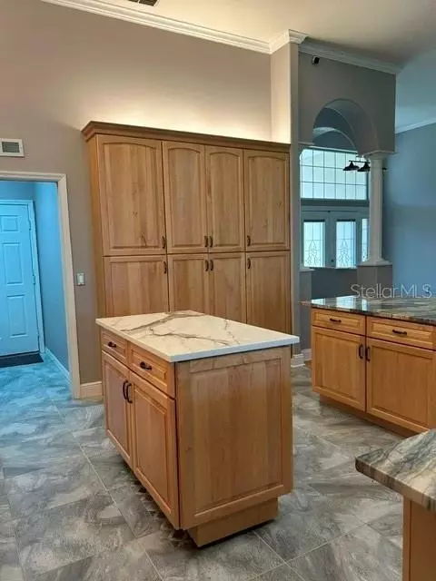 Kitchen - 6577 SW 111th Loop, Ocala, FL 34476 photo 12 of 16