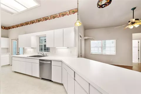 Kitchen - 5366 SW 86th Pl, Ocala, FL 34476 photo 1 of 1