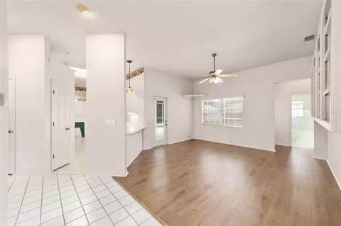 Living - 5366 SW 86th Pl, Ocala, FL 34476 photo 3 of 6