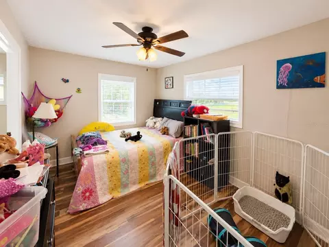 Bedroom - 9390 NE 16th Ter, Anthony, FL 32617 photo 4 of 4