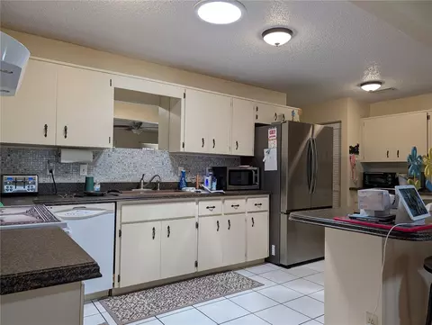 Kitchen - Undisclosed, Ocala, FL 34481 photo 2 of 3