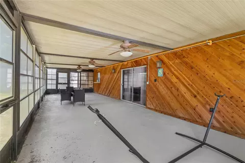207 W Wheeler Rd, Seffner, FL 33584 photo 35