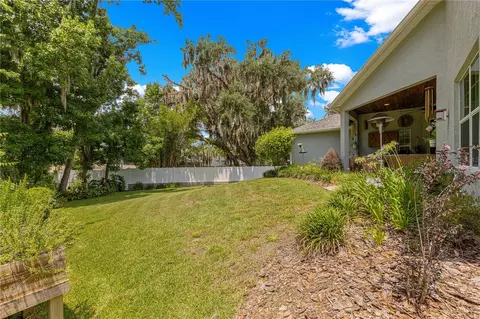 Exterior - 2616 SW 18th Ave NE, Ocala, FL 34471 photo 7 of 11
