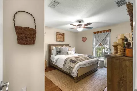 Bedroom - 2616 SW 18th Ave NE, Ocala, FL 34471 photo 6 of 9