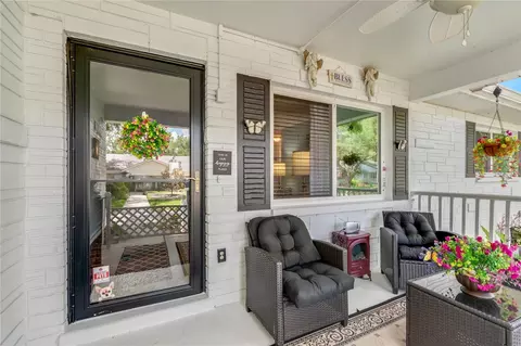Exterior - 8876 SW 95th Ln #E, Ocala, FL 34481 photo 6 of 12