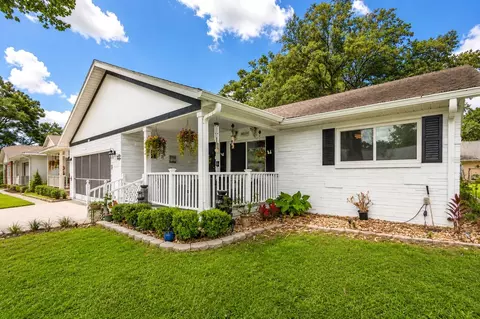 Exterior - 8876 SW 95th Ln #E, Ocala, FL 34481 photo 4 of 12
