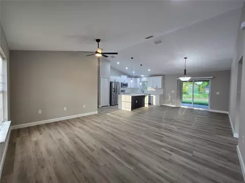 Living - 203 Emerald Rd, Ocala, FL 34472 photo 1 of 7