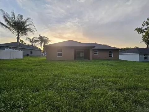 Exterior - 203 Emerald Rd, Ocala, FL 34472 photo 5 of 10