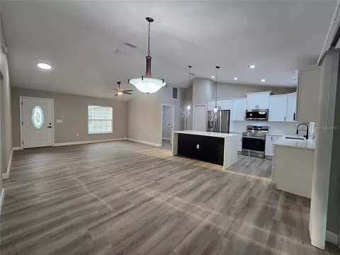 Living - 203 Emerald Rd, Ocala, FL 34472 photo 3 of 7