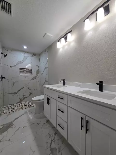 Bath - 203 Emerald Rd, Ocala, FL 34472 photo 1 of 5