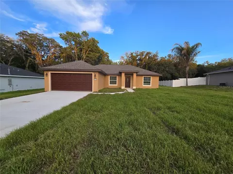 Exterior - 203 Emerald Rd, Ocala, FL 34472 photo 2 of 10