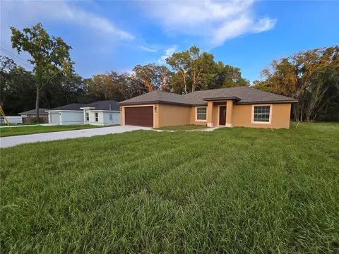 Exterior - 203 Emerald Rd, Ocala, FL 34472 photo 3 of 10