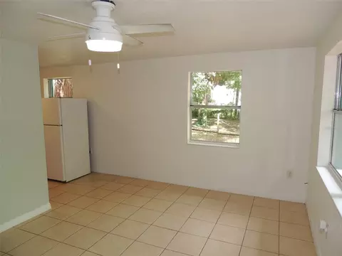 Living - 1146 NE 2nd Pl, Williston, FL 32696 photo 5 of 5