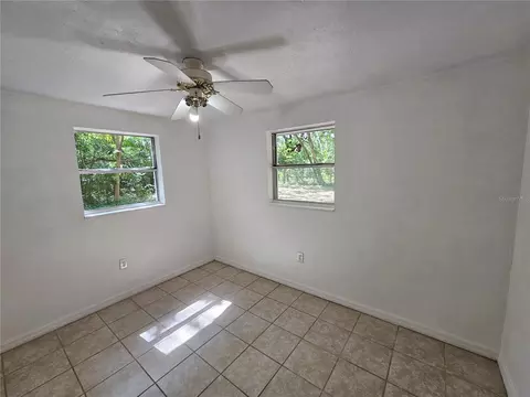 Bedroom - 1146 NE 2nd Pl, Williston, FL 32696 photo 5 of 8