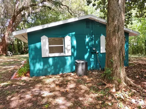 Exterior - 1146 NE 2nd Pl, Williston, FL 32696 photo 4 of 5