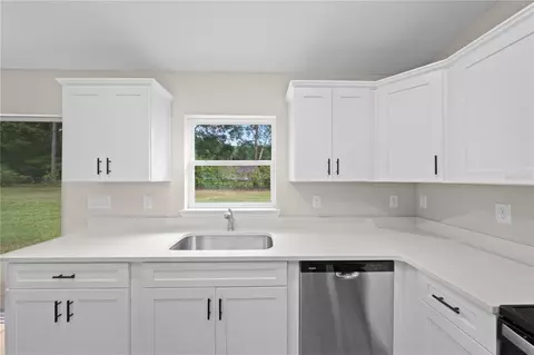 Kitchen - 6026 NW 65th St, Ocala, FL 34482 photo 2 of 4