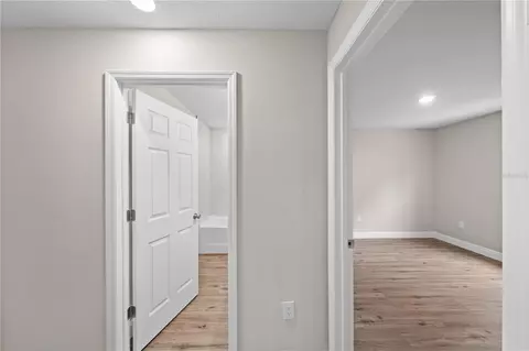Entry Way - 6026 NW 65th St, Ocala, FL 34482 photo 4 of 4
