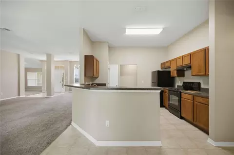 Kitchen - 334 Lake Dr, Ocala, FL 34472 photo 2 of 3