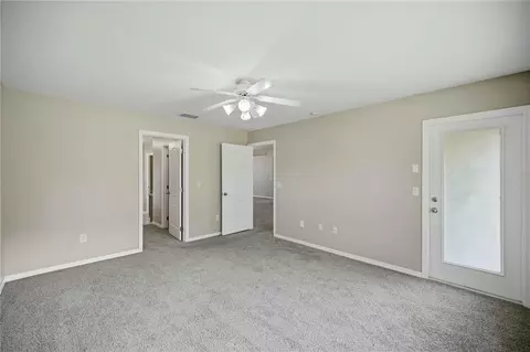 Bedroom - 334 Lake Dr, Ocala, FL 34472 photo 1 of 6