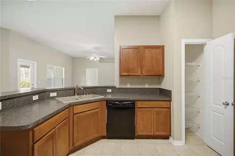 Kitchen - 334 Lake Dr, Ocala, FL 34472 photo 1 of 3