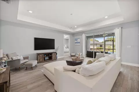 Living - 4227 SE 11th Ave, Ocala, FL 34480 photo 1 of 2