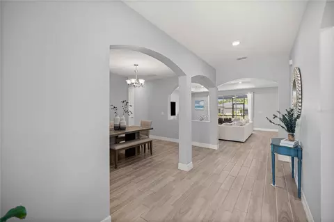 Entry Way - 4227 SE 11th Ave, Ocala, FL 34480 photo 2 of 4