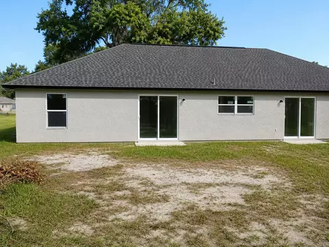Exterior - 340 Emerald Rd, Ocala, FL 34472 photo 3 of 6