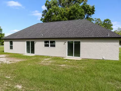Exterior - 340 Emerald Rd, Ocala, FL 34472 photo 4 of 6