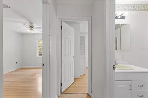 Entry Way - 3151 NE 176th Ter, Williston, FL 32696 photo 4 of 4