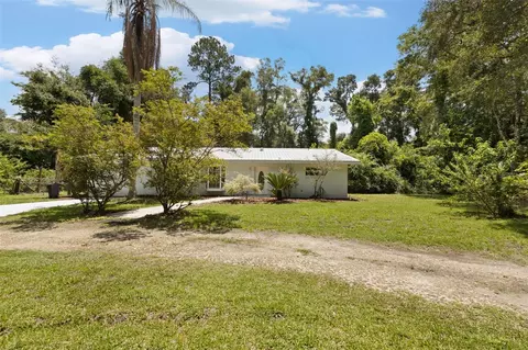 Exterior - 3151 NE 176th Ter, Williston, FL 32696 photo 17 of 18