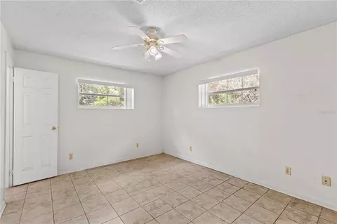 Bedroom - 3151 NE 176th Ter, Williston, FL 32696 photo 1 of 9