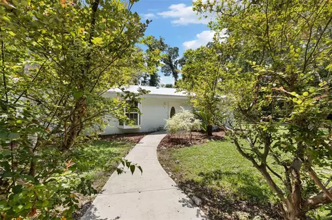 Exterior - 3151 NE 176th Ter, Williston, FL 32696 photo 16 of 18