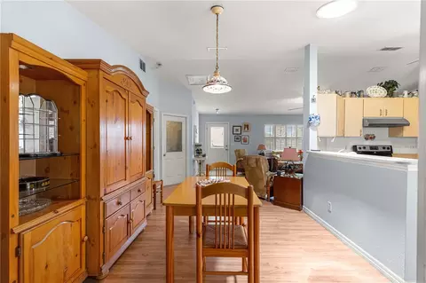 Dining - 6046 SW 98 Loop, Ocala, FL 34476 photo 5 of 5