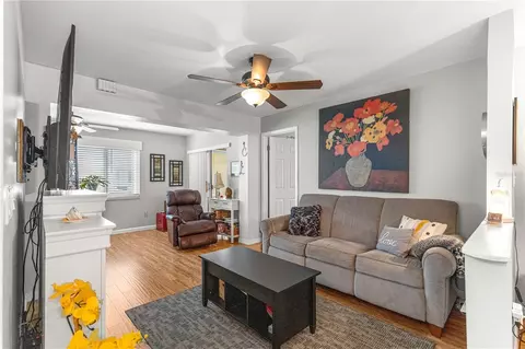 Living - 8874 SW 95th St #E, Ocala, FL 34481 photo 4 of 4