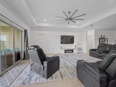 Living - 7672 SW 74th Loop, Ocala, FL 34481 photo 3 of 4