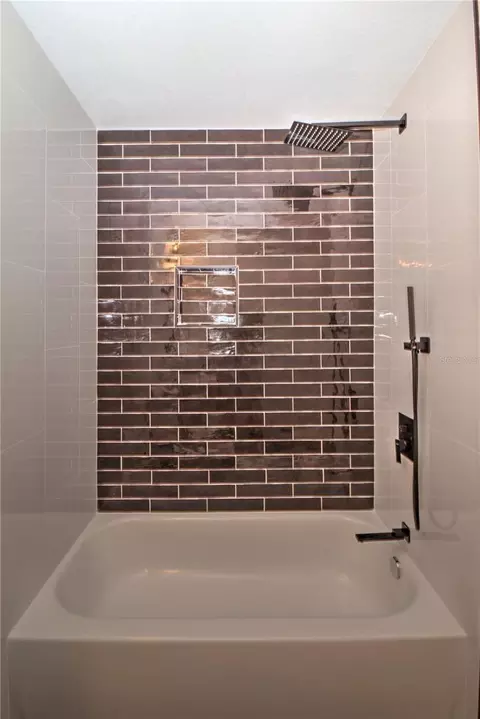 Bath - 9721 Bahia Rd, Ocala, FL 34472 photo 6 of 6