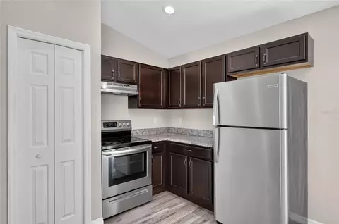 Kitchen - 8111 SW 132nd Loop, Ocala, FL 34473 photo 3 of 7