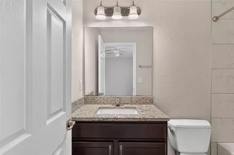 Bath - 8111 SW 132nd Loop, Ocala, FL 34473 photo 2 of 5