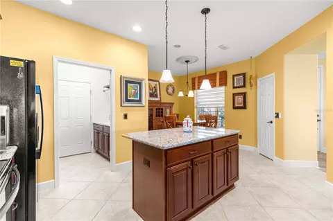 Kitchen - 9530 SW 70th Loop, Ocala, FL 34481 photo 3 of 5