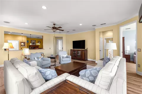 Living - 9530 SW 70th Loop, Ocala, FL 34481 photo 7 of 7
