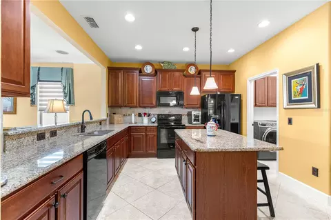 Kitchen - 9530 SW 70th Loop, Ocala, FL 34481 photo 1 of 5