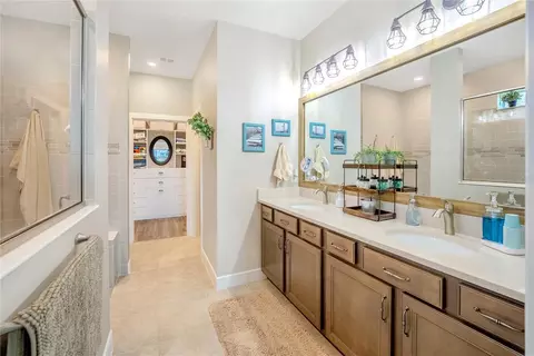 Bath - 9381 SW 56th Loop, Ocala, FL 34481 photo 3 of 5
