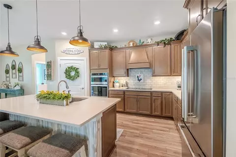 Kitchen - 9381 SW 56th Loop, Ocala, FL 34481 photo 3 of 6